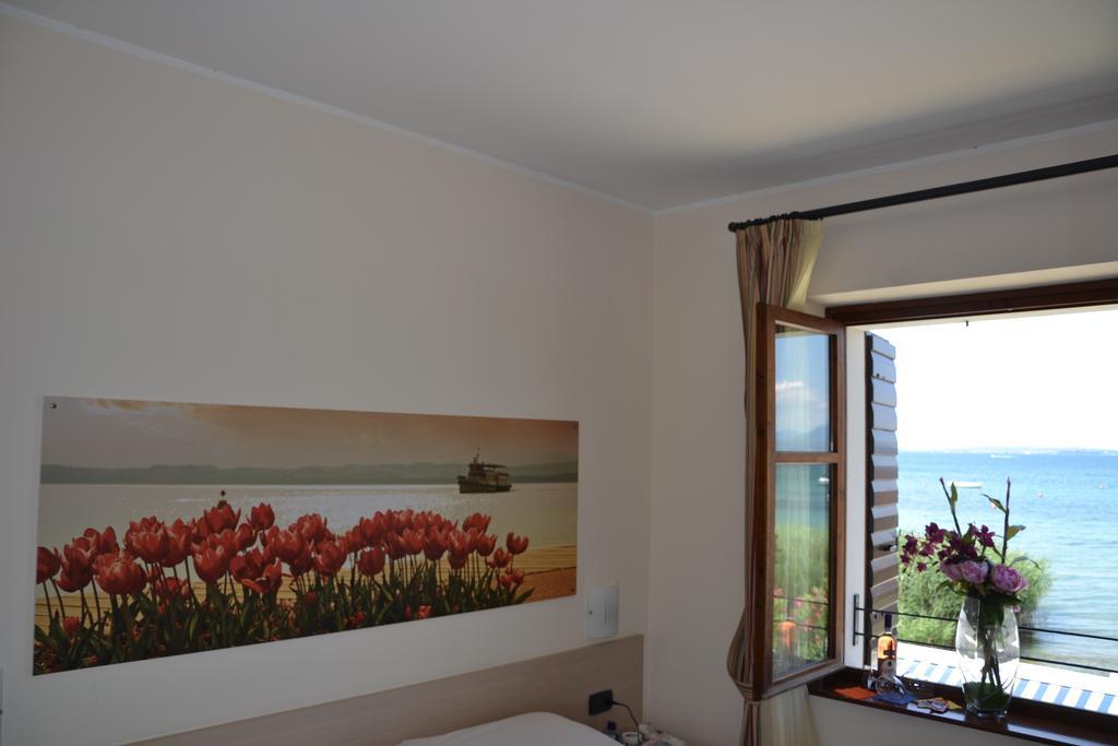 Locanda Le Palafitte Bardolino Quarto foto
