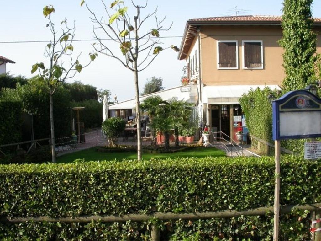 Locanda Le Palafitte Bardolino Exterior foto